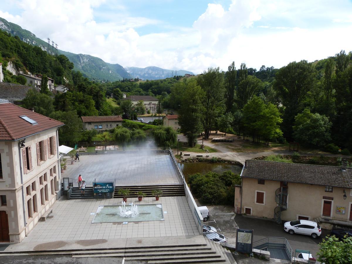 Hotel Du Royans Pont-en-Royans Exterior photo